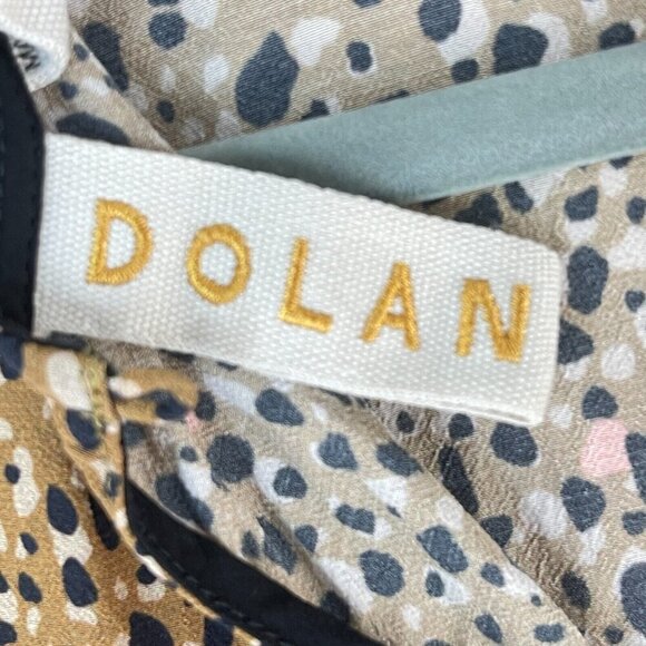 Dolan Brown Animal Print Long Sleeve Round Neck Lightweight Shirt Womens Size L - Picture 7 of 13